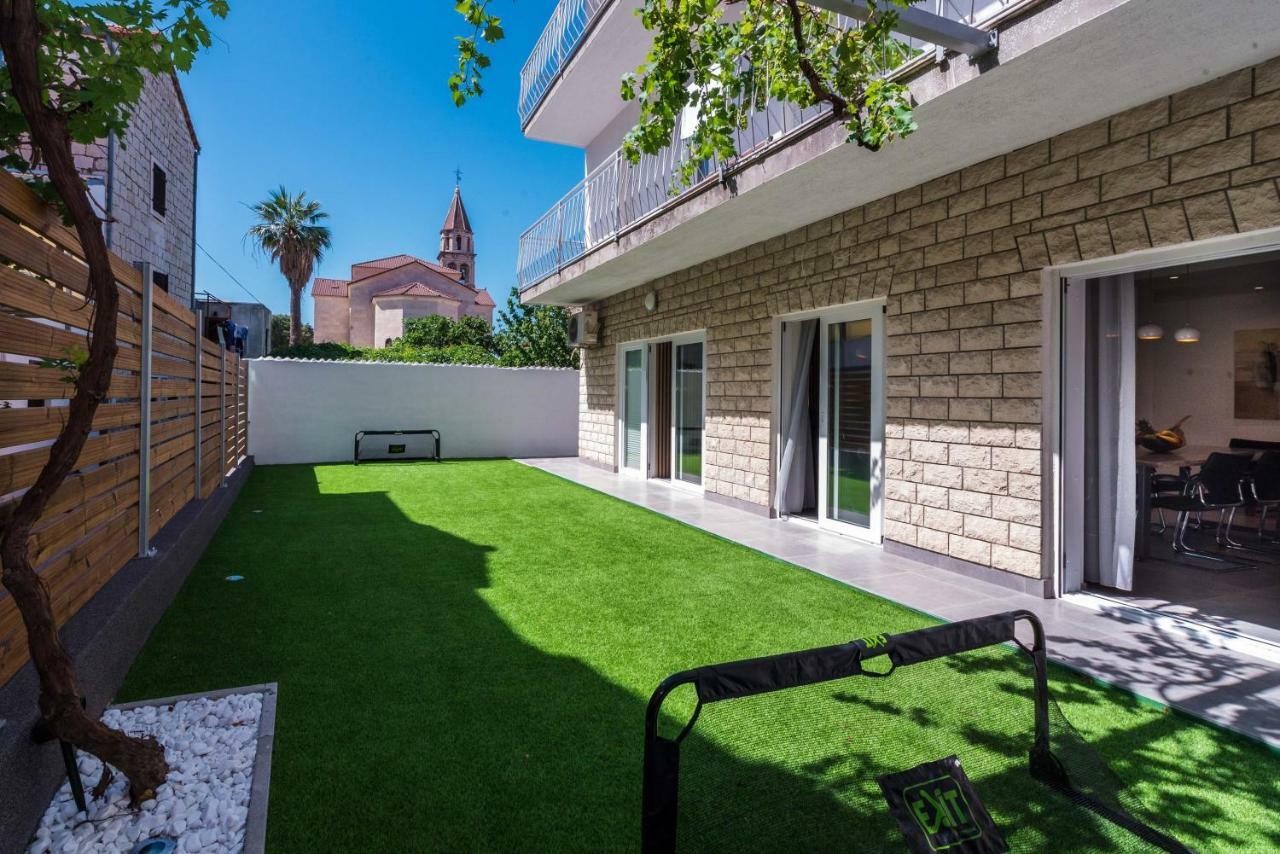 Apartments Villa Castello Kaštela 外观 照片