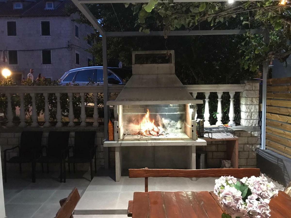 Apartments Villa Castello Kaštela 外观 照片