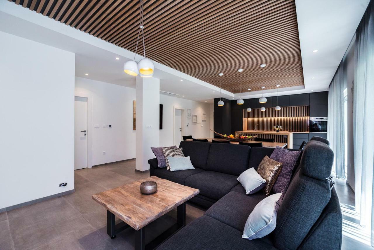 Apartments Villa Castello Kaštela 外观 照片